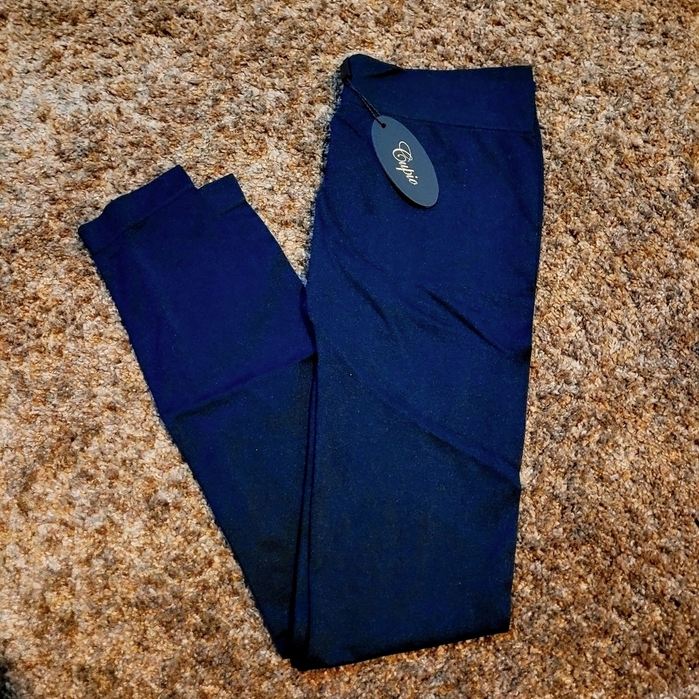 🦋Cupic Black Stretchy Leggings NWT